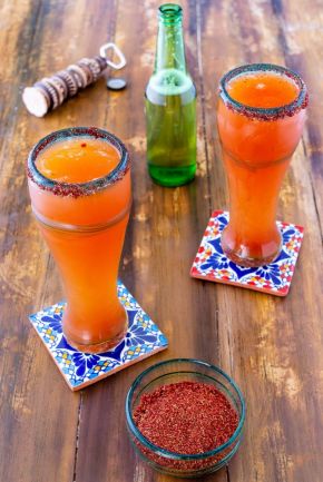 Hand Blown Cervecera Set